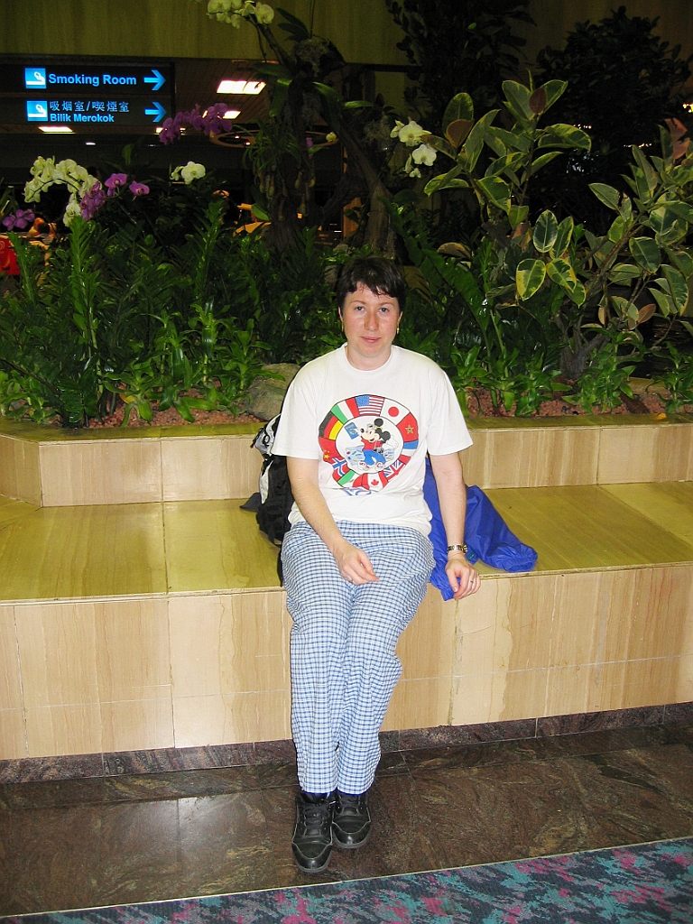 Cairns04 Changi Airport.jpg